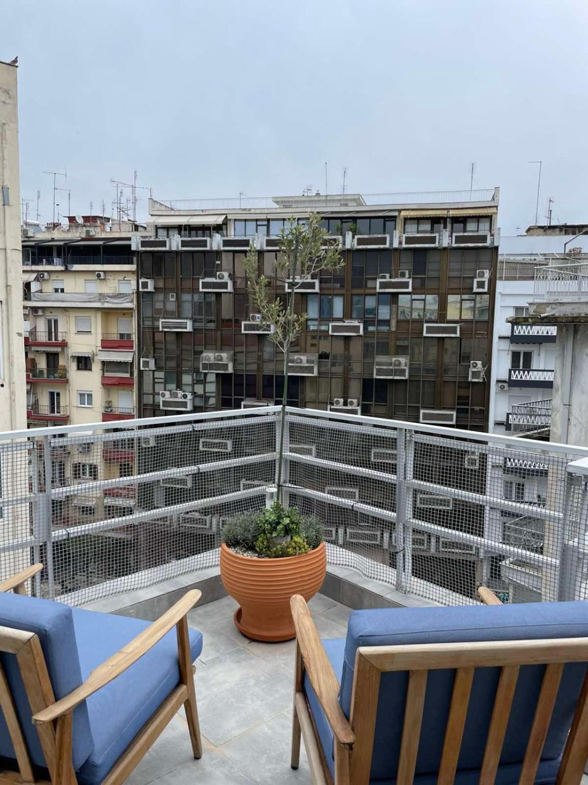 Domus City Apartment With Wonderful Balcony Thessaloniki Exterior foto